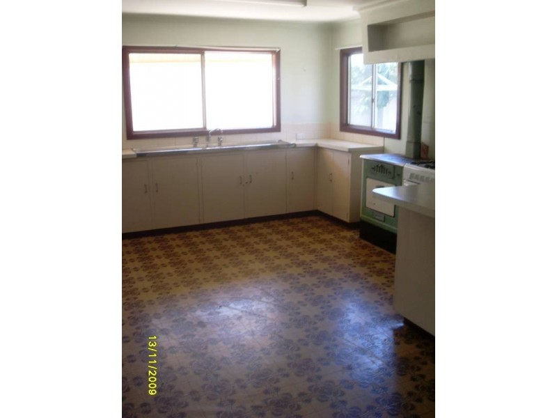 85 Davis Street, Boulder WA 6432