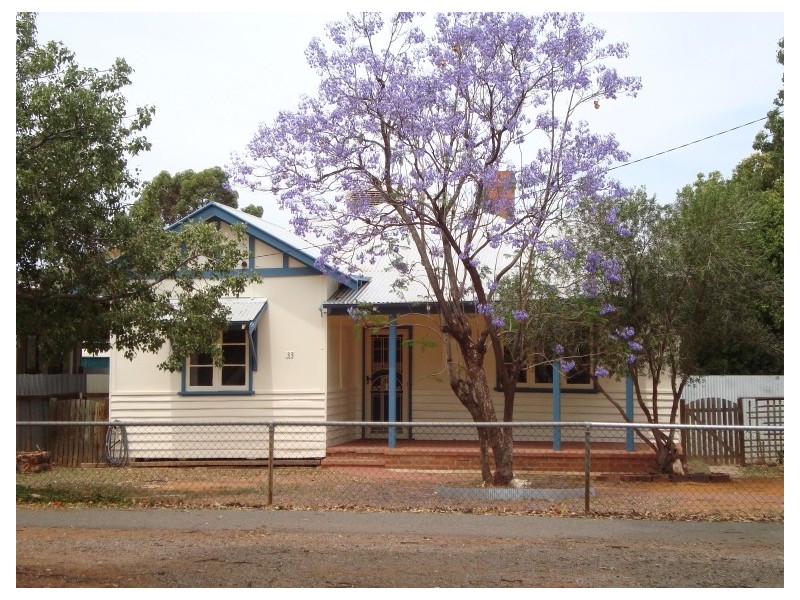 33 Campbell Street, Lamington WA 6430