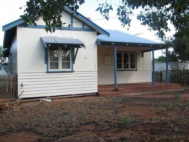 33 Campbell Street, Lamington WA 6430