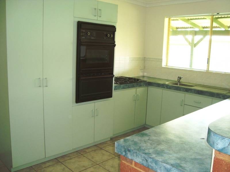 22 Bracklemann Drive, FAIRWAYS, Kalgoorlie WA 6430