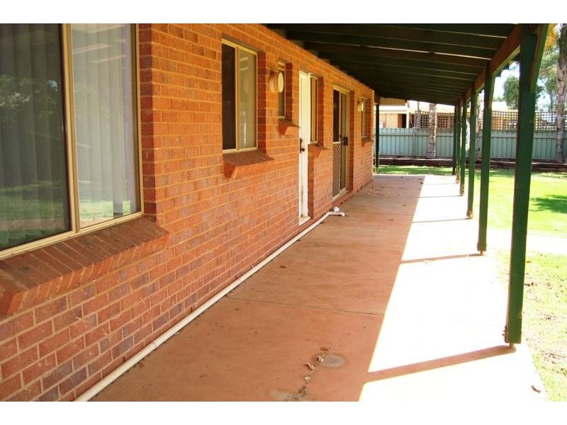 22 Bracklemann Drive, FAIRWAYS, Kalgoorlie WA 6430