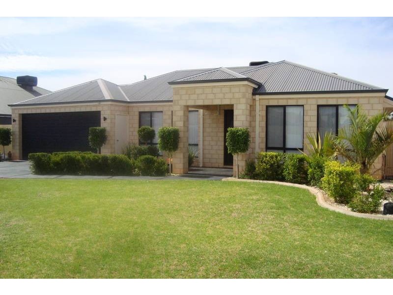 5 Vitali Crescent, Somerville, Kalgoorlie WA 6430