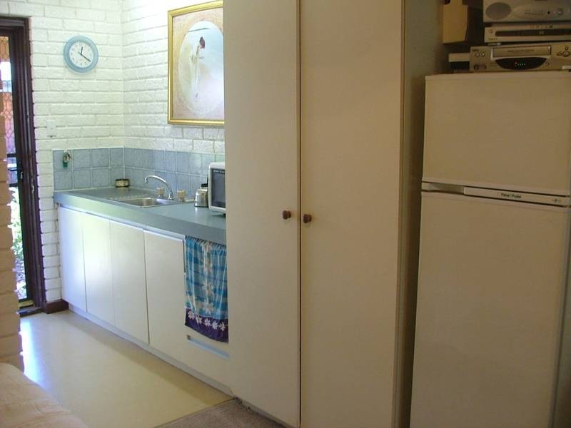 2/11 Piesse Street, Boulder WA 6432