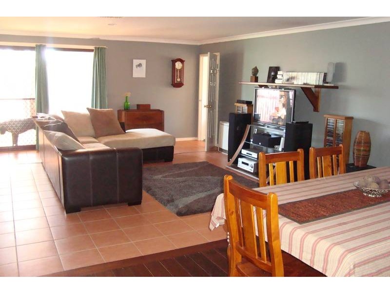 63 Dwyer Street, Boulder WA 6432