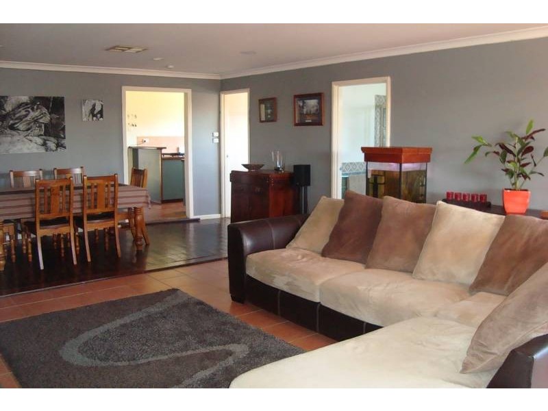 63 Dwyer Street, Boulder WA 6432