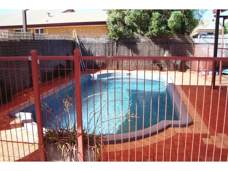 63 Dwyer Street, Boulder WA 6432