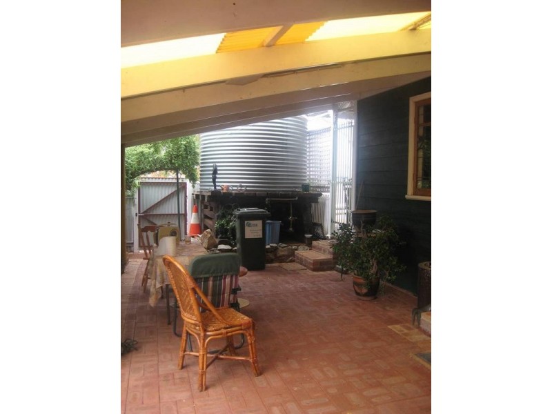 36 Bayley St, Coolgardie WA 6429