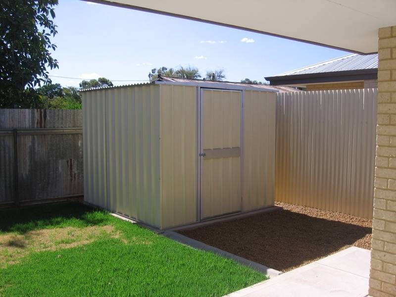 2/129 Moran Street, Boulder WA 6432