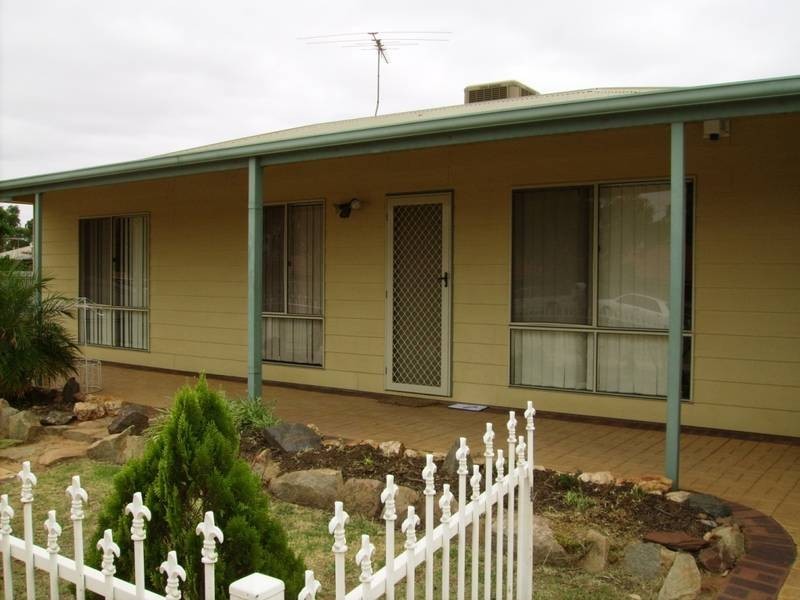 1 TRUSCOTT COURT, Kalgoorlie WA 6430