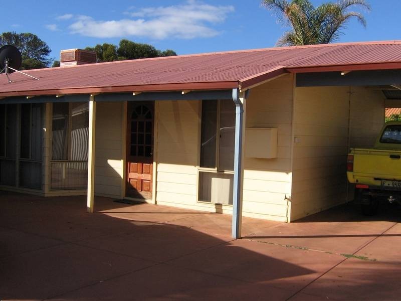 2b Taylor Way, Boulder WA 6432