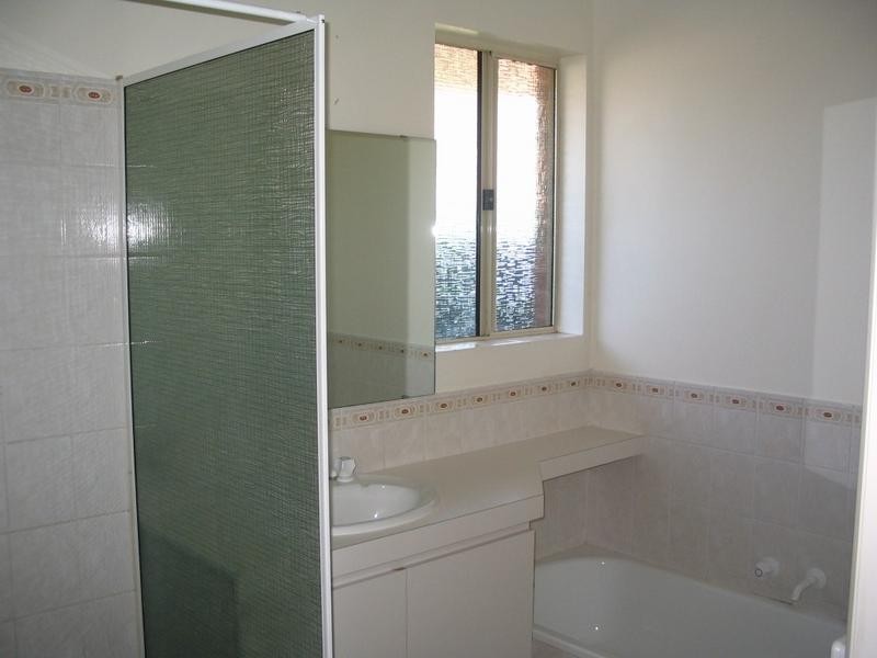 4/100 Piesse Street, Boulder WA 6432