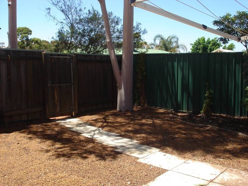 13/4 Ochiltree Street, Kalgoorlie WA 6430