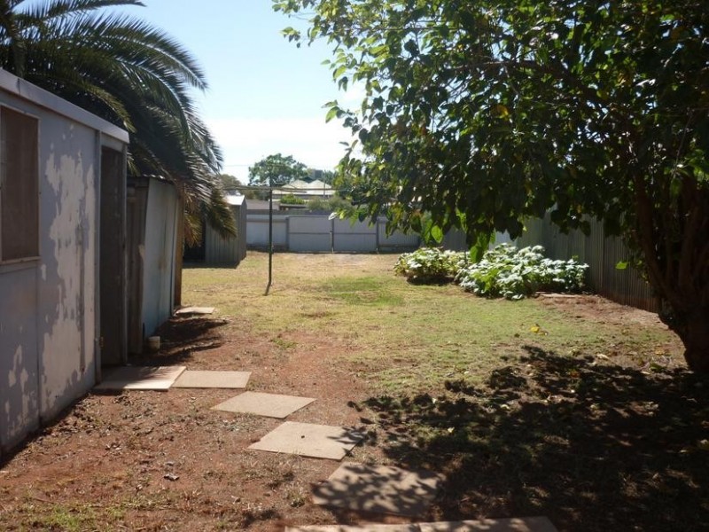 115 Wittenoom Street, Boulder WA 6432