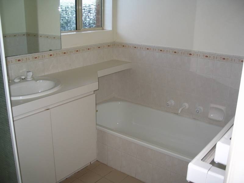 2/100 Piesse Street, Boulder WA 6432