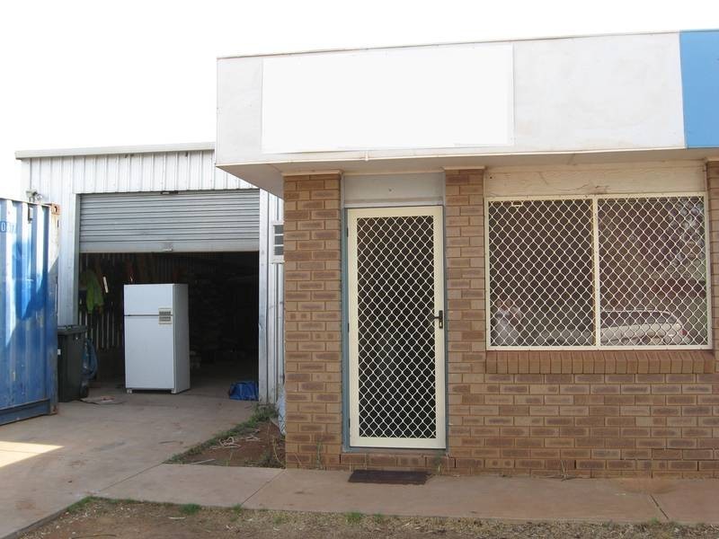 2/235 Dugan St, Kalgoorlie WA 6430
