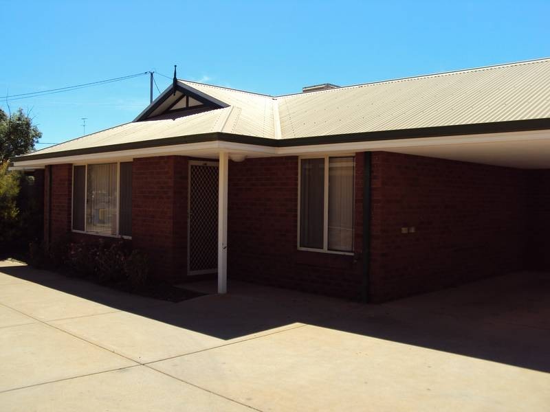 1/100 Piesse Street, Boulder WA 6432