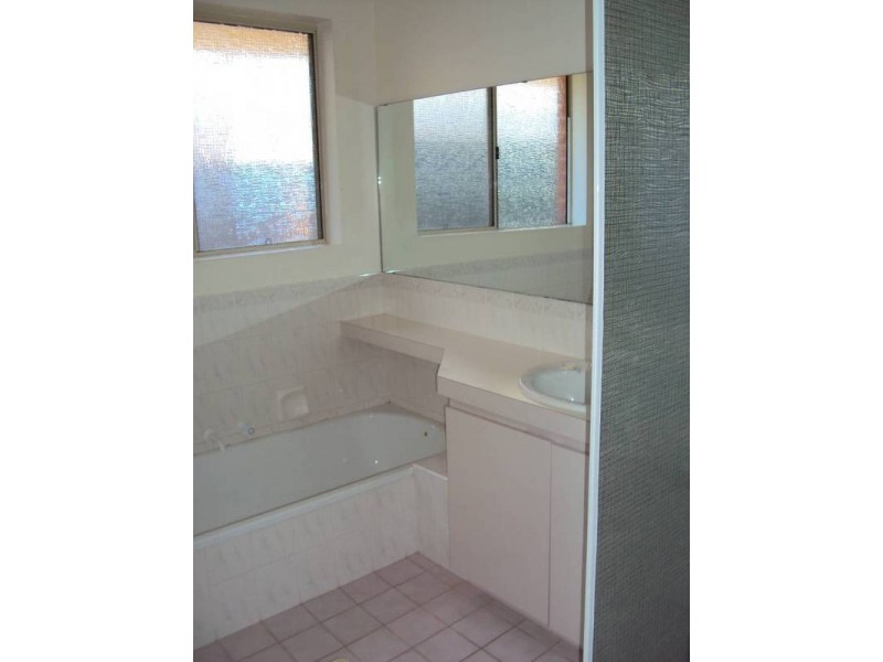 1/100 Piesse Street, Boulder WA 6432