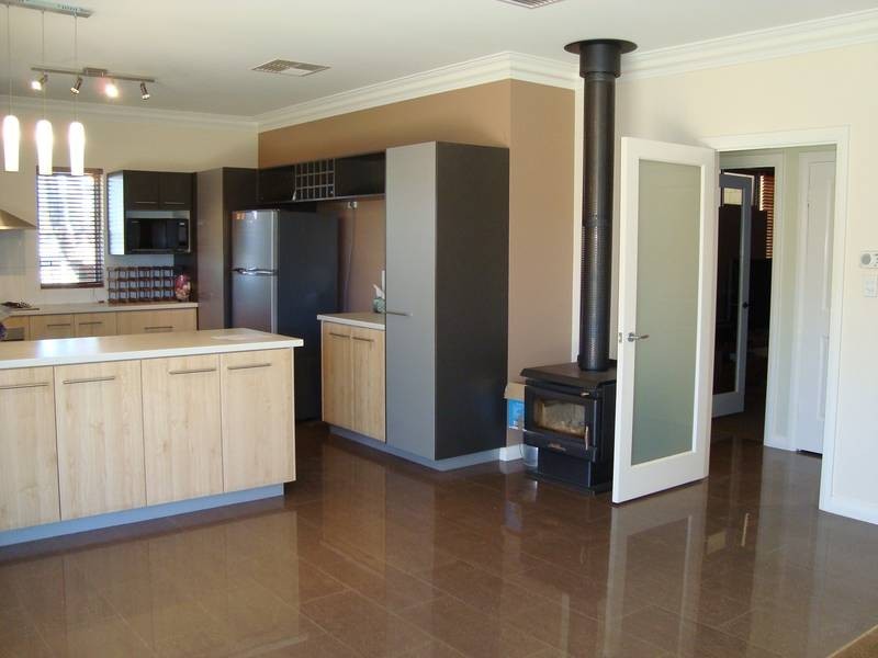 15 Rosenberg Crescent, Kalgoorlie WA 6430