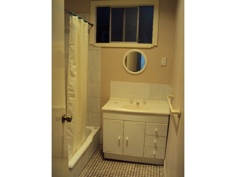 27 Sylvester Street, Coolgardie WA 6429