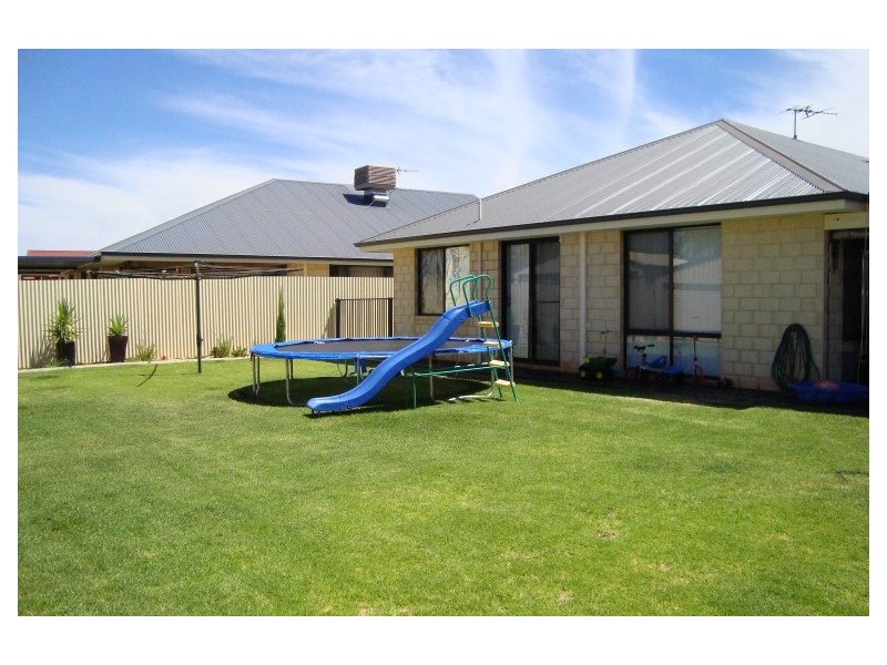 5 Vitali Crescent, Somerville, Kalgoorlie WA 6430