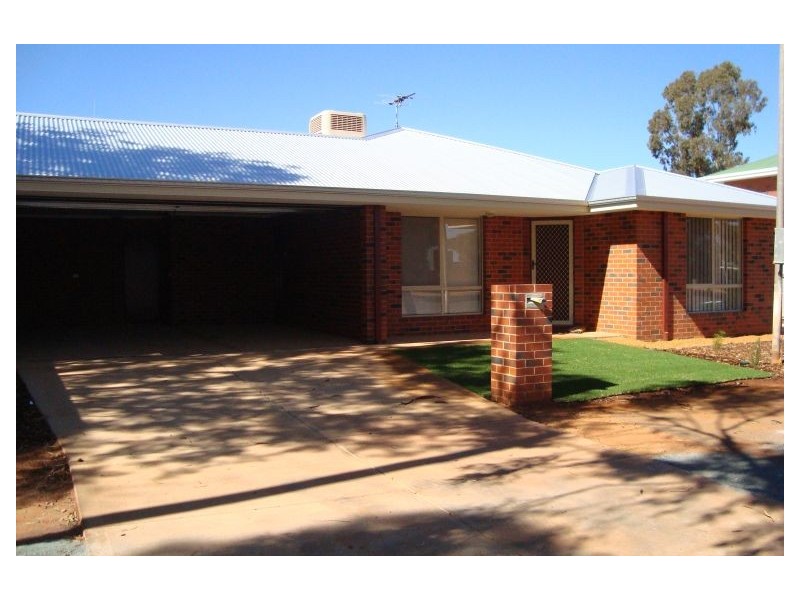 1/11 Brookman Street, Kalgoorlie WA 6430