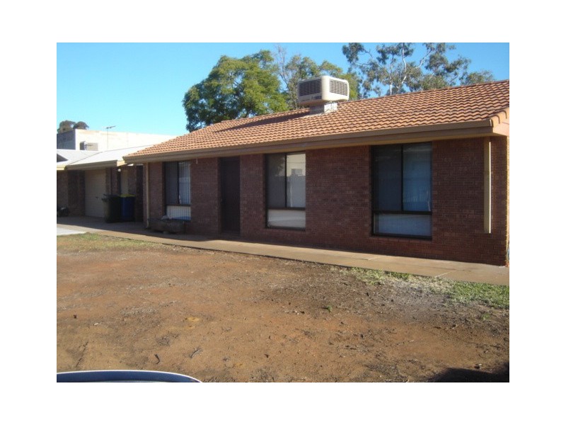 1/27 Bourke Street, Kalgoorlie WA 6430