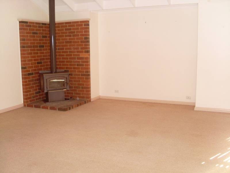 B/4 Steel Place, Boulder WA 6432