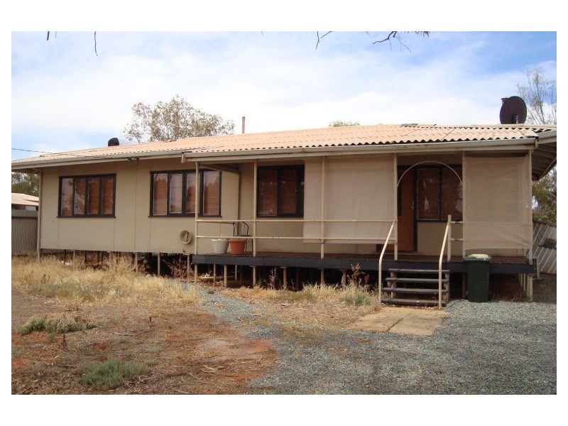 9 Hoover Street, Leonora WA 6438