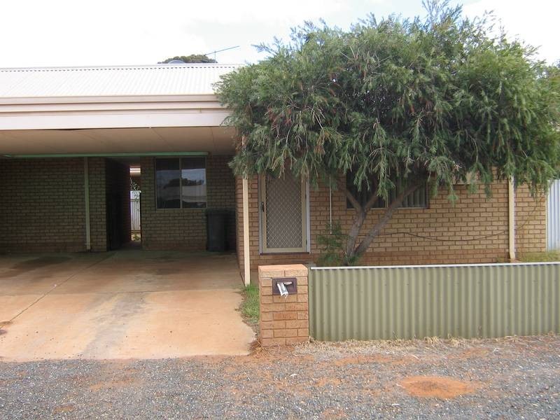 1/35 Sylvester Street, Coolgardie WA 6429