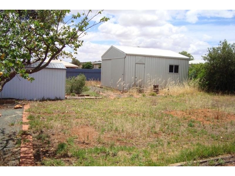 102 Shaw Street, Coolgardie WA 6429