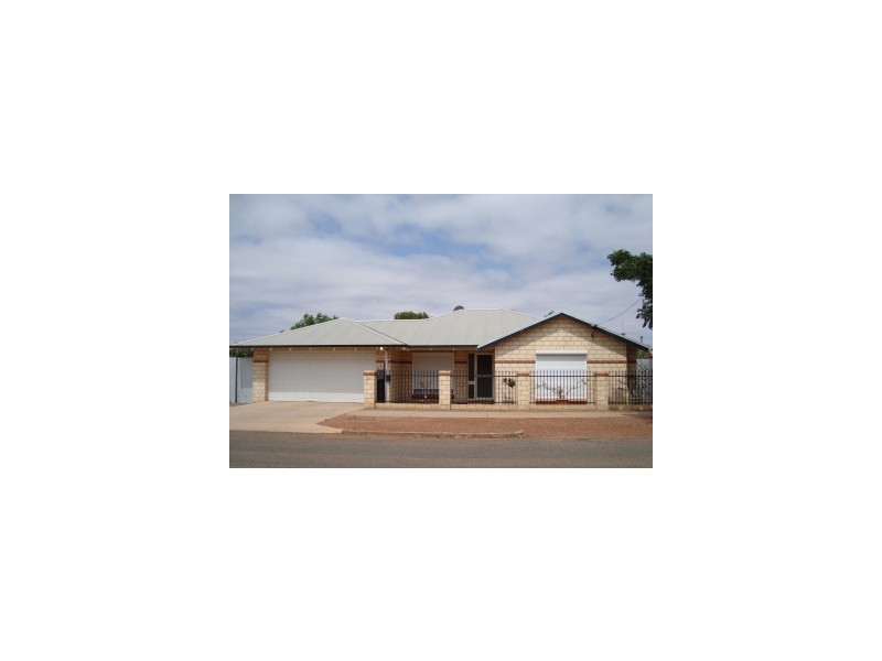 1A Dorothea Street, Kalgoorlie WA 6430