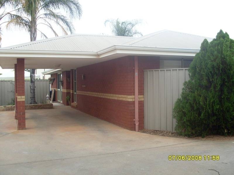 3/12 Carlyle Court, Boulder WA 6432