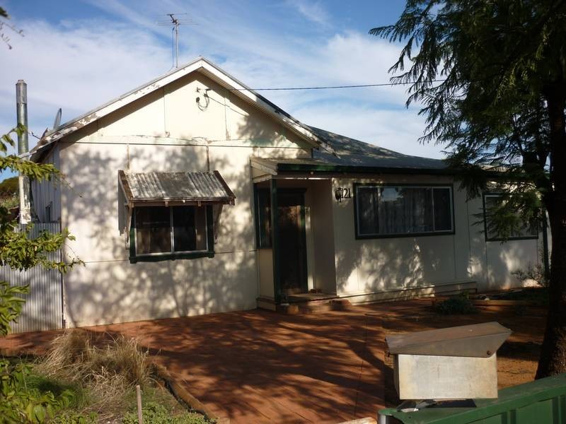 121 Cheetham Street, Kalgoorlie WA 6430