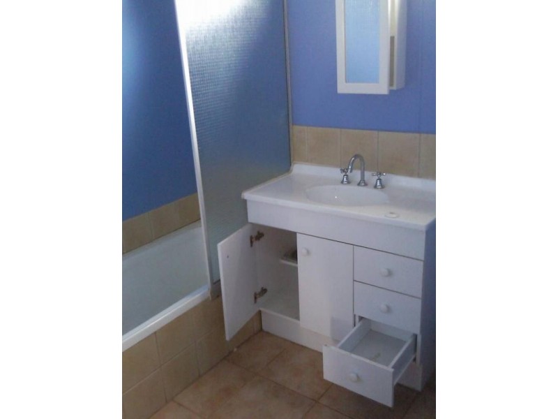 77 Shaw Street, Coolgardie WA 6429