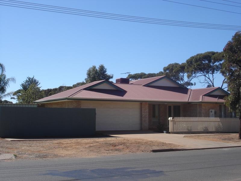 19 Throssell Street, Kalgoorlie WA 6430