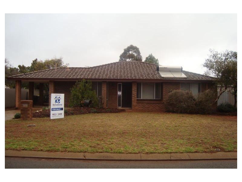 6 Compton Court, Hannans WA 6430