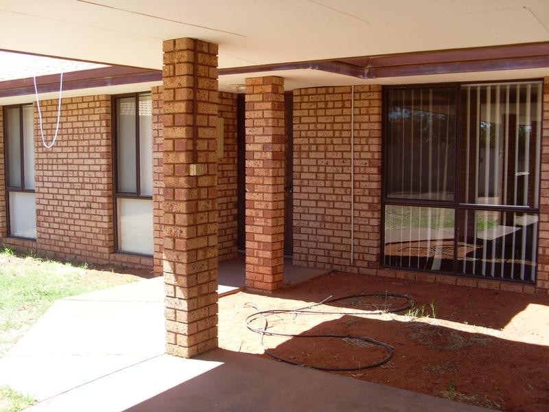 2/17 Beston Street, Kalgoorlie WA 6430