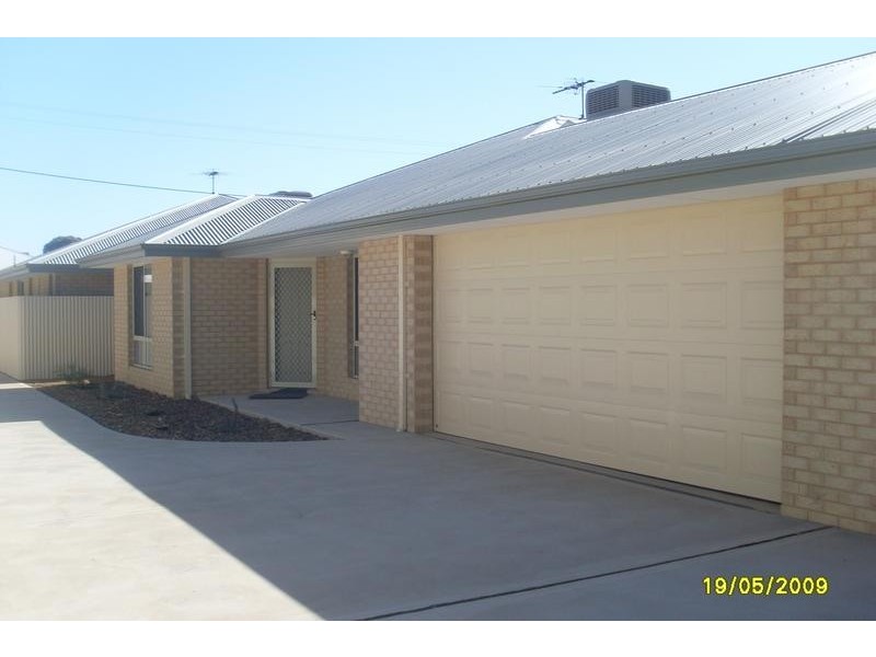 2/23 Hanbury Street, Kalgoorlie WA 6430