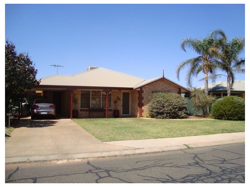 2 Crowley Gardens, SOMERVILLE, Kalgoorlie WA 6430