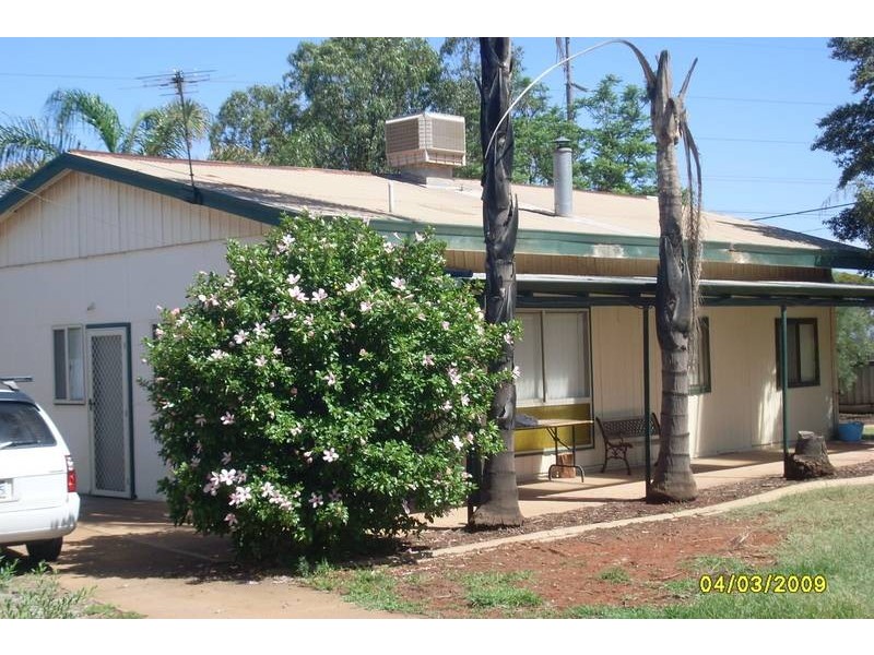 4 Powell Street, Kalgoorlie WA 6430