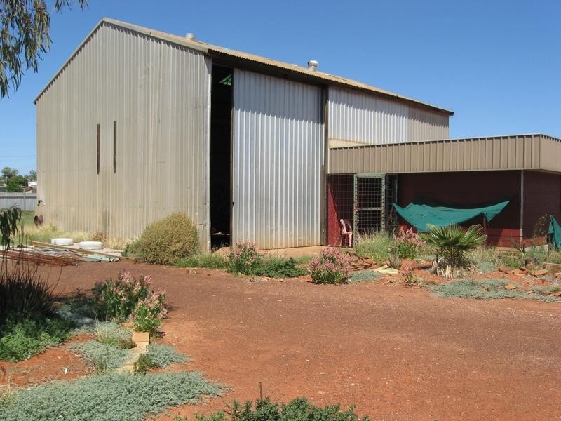 69-71 Hall Street, Leonora WA 6438