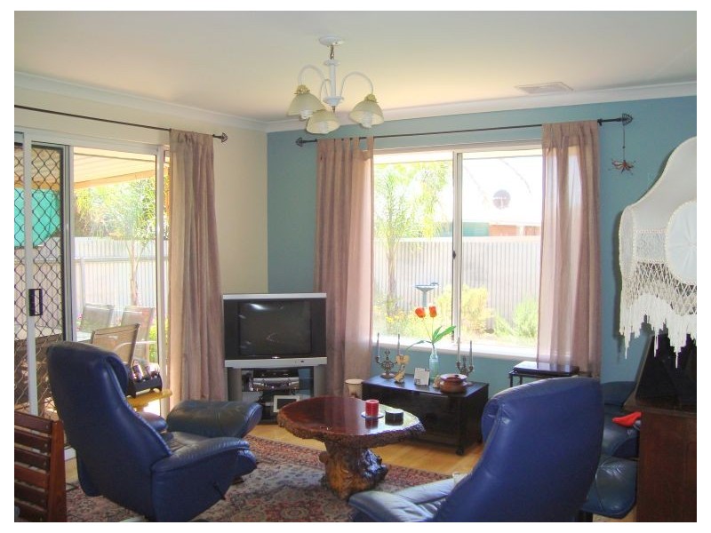35A Trevaskis Street, Kalgoorlie WA 6430