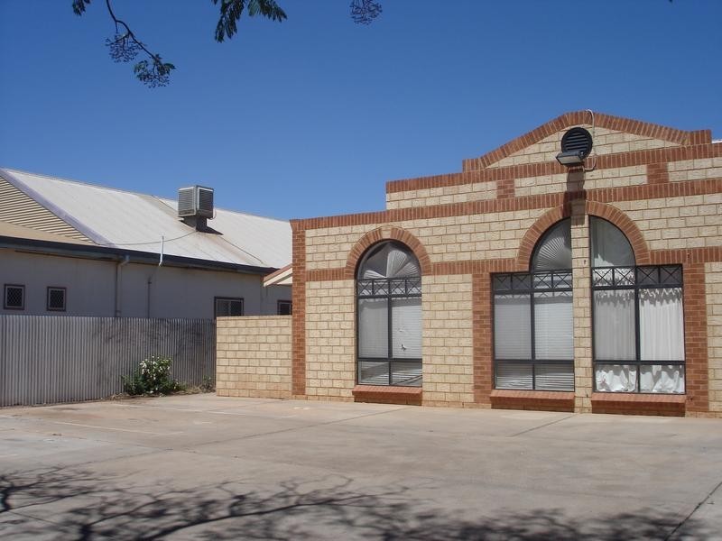 8/9 Brookman Street, Kalgoorlie WA 6430