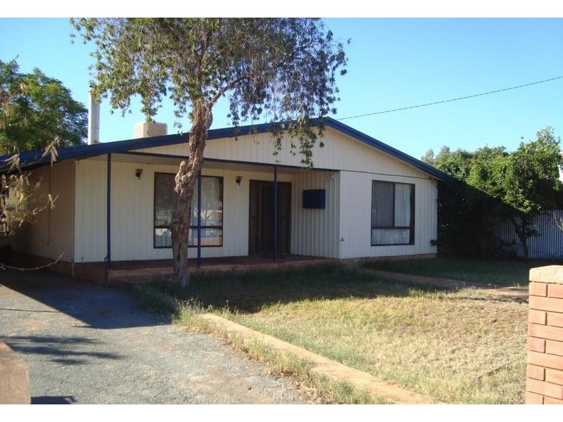 113 Davis Street, Boulder WA 6432