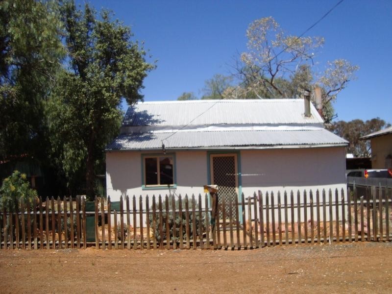 77 Shaw Street, Coolgardie WA 6429