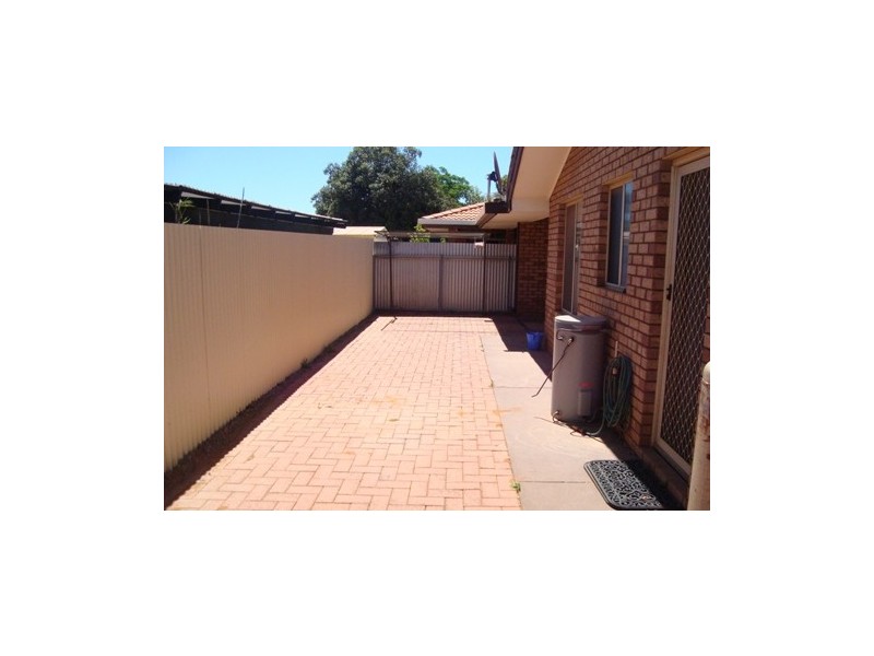 2/22 Carrington Street, Kalgoorlie WA 6430