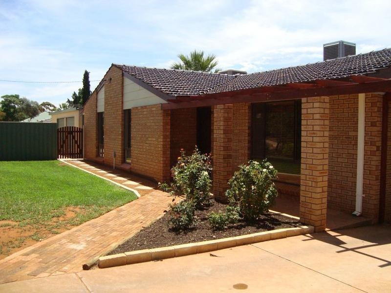24 Cotter Street North, HANNANS, Kalgoorlie WA 6430