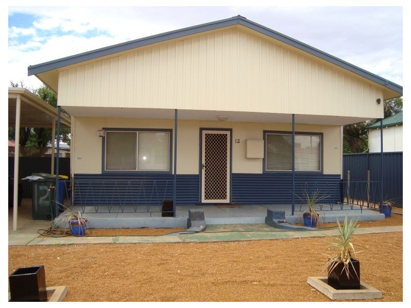 12 Holmes Street, Boulder WA 6432