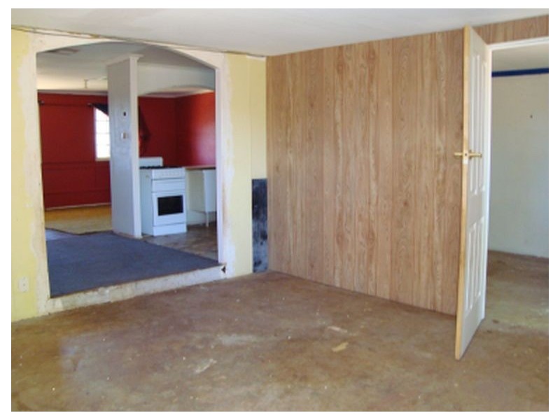 8 Jenkins Street, Coolgardie WA 6429