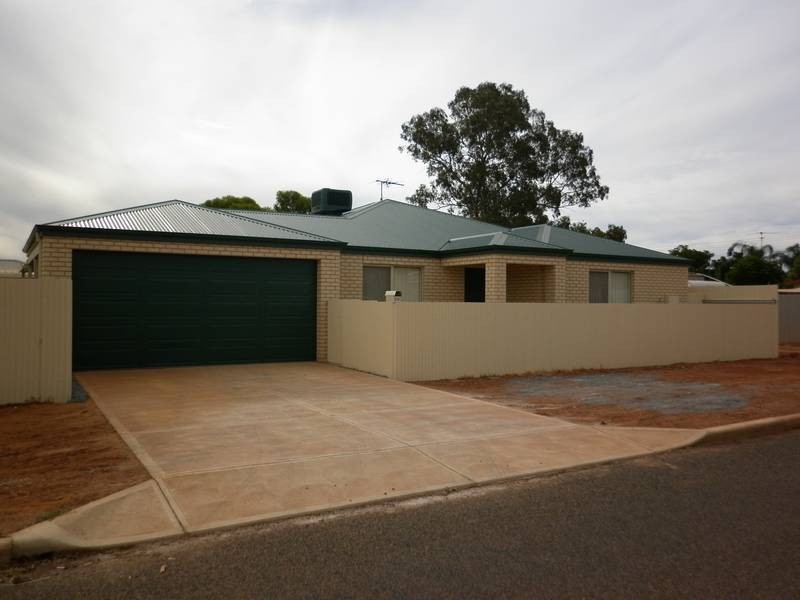 21A Evans, Boulder WA 6432